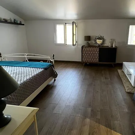 Dom wakacyjny Pleine Campagne Jacuzzi 15 Mn Saint Florent *